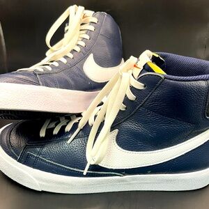 NIKE BLAZER MID '77 VINTAGE THUNDER BLUE / WHITE SIZE 9.5